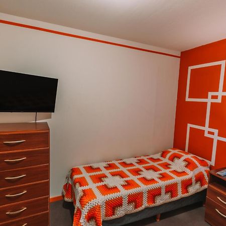 Habitaciones Mary 2 Camas Simples En Casa Compartida Ushuaia Kültér fotó